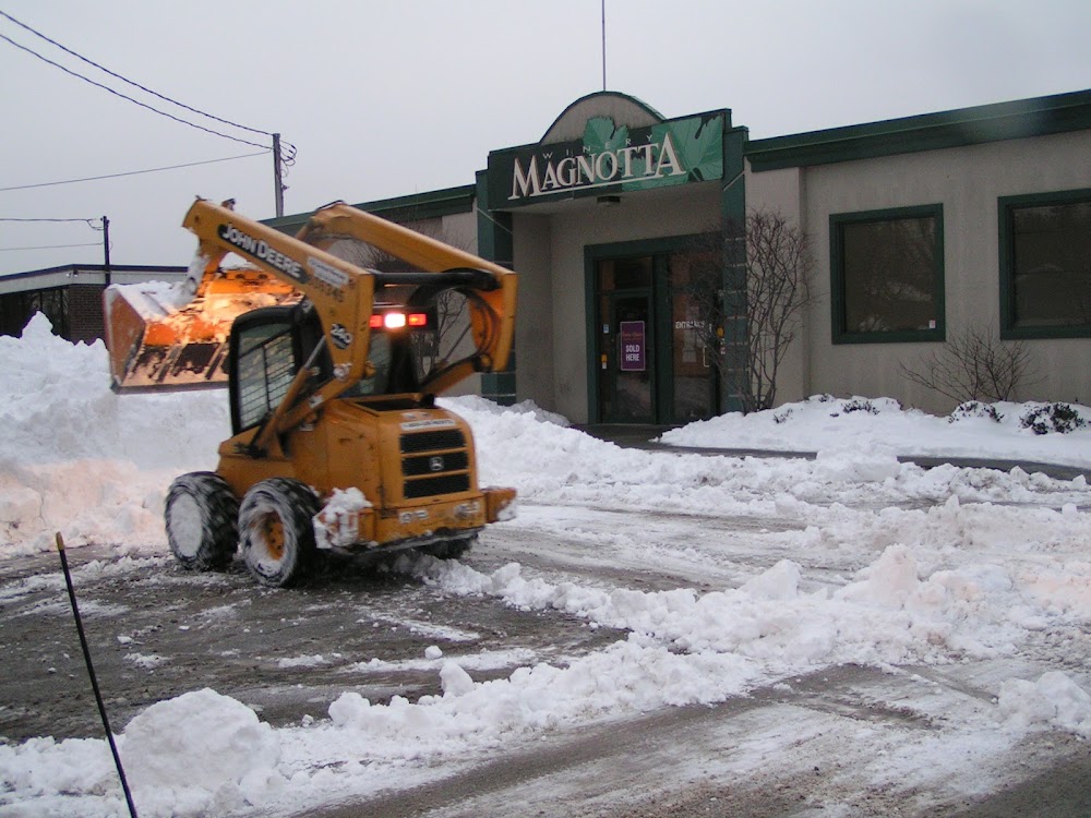 Hank Deenen Landscaping Limited
