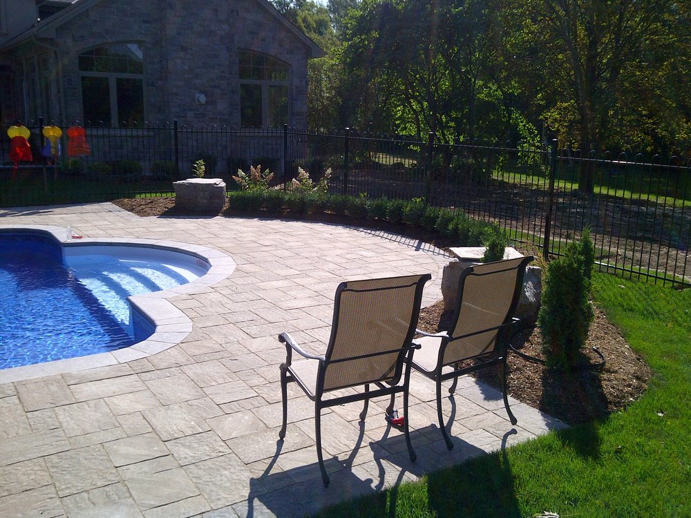 Rock Crest Landscapes
